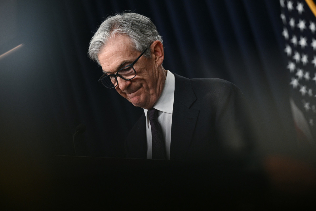 patcaldwell's tweet card. The White House's pressure campaign against the Federal Reserve has taken a bizarre turn.
