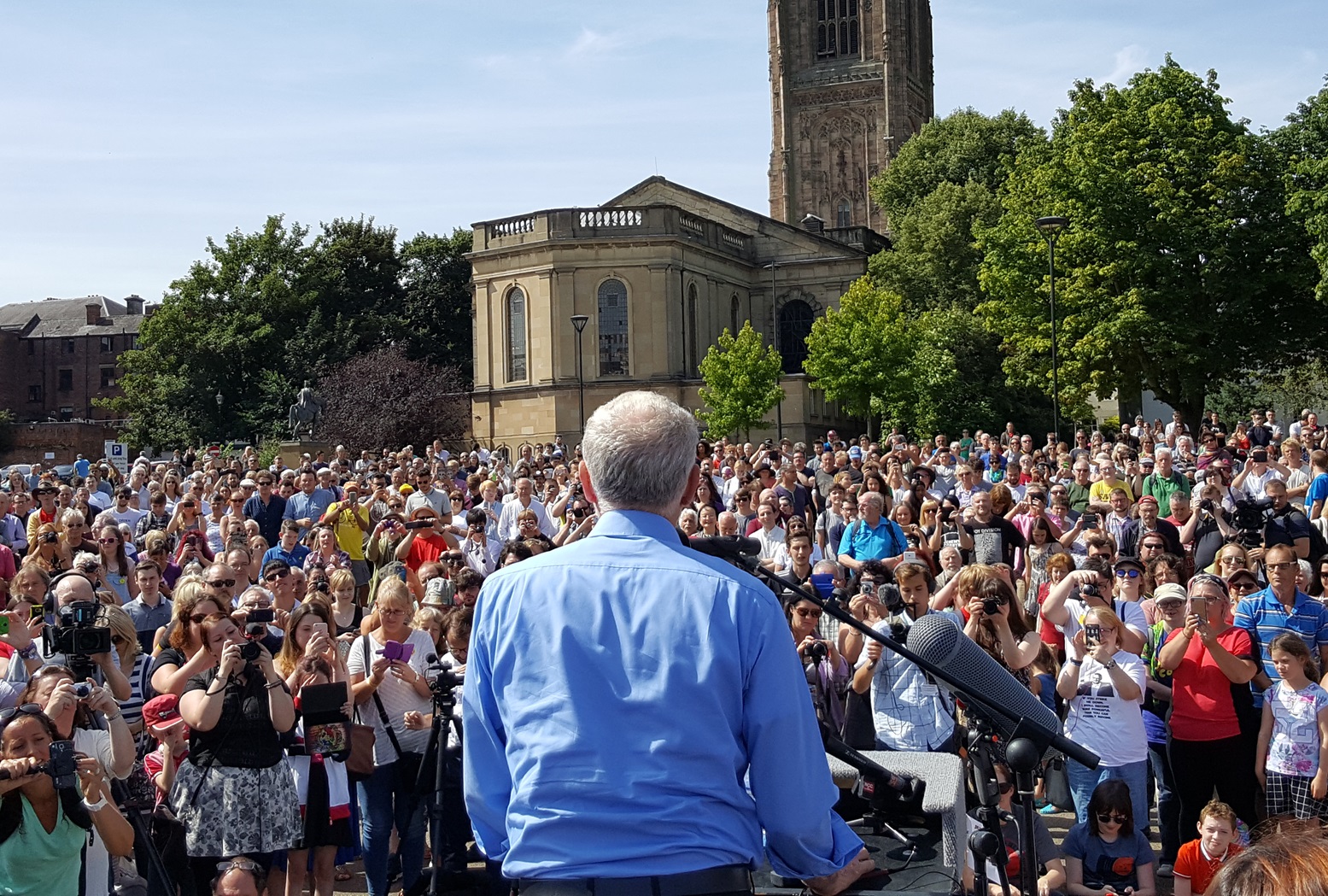 LenHockey's tweet card. As Starmer's Labour and his massive parliamentary majority falls apart, what next in the fight for a new workers’ party?