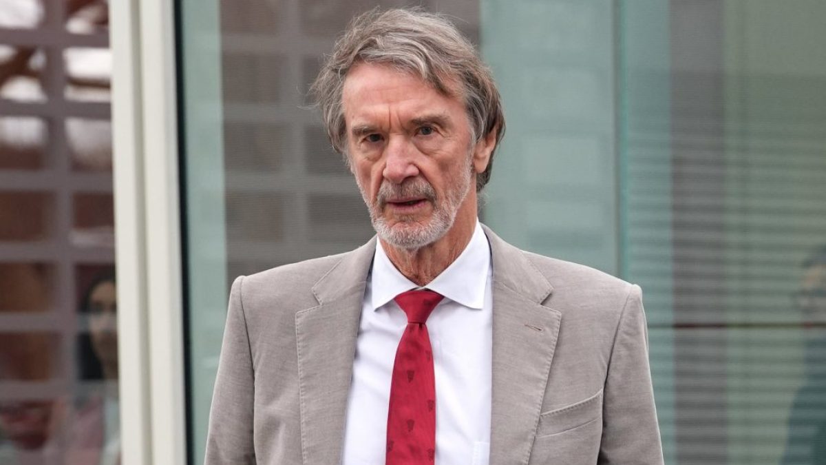 DavidParsley50's tweet card. Sir Jim Ratcliffe, boss of Ineos and shareholder in Manchester United, saw his net worth plunge by nearly £1bn after the US President's 'liberation day' tariffs
