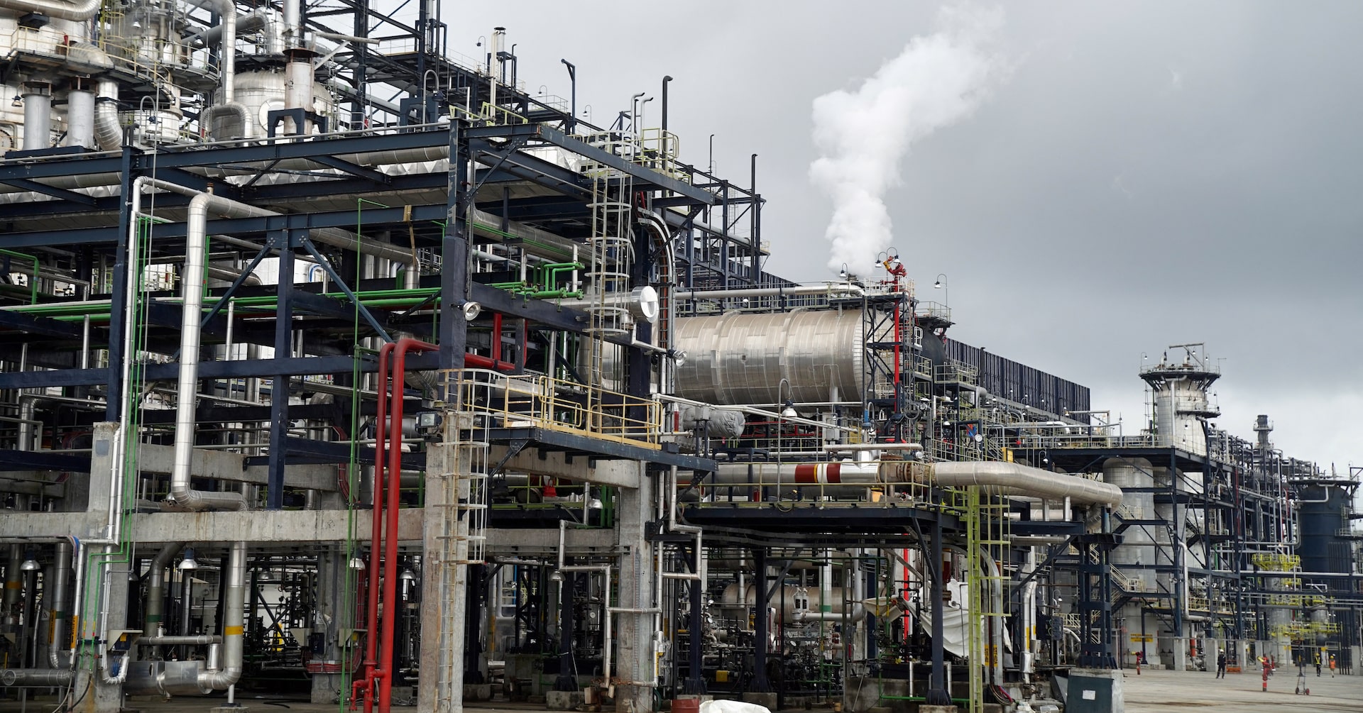 ReutersAfrica's tweet card. The United States became a net exporter of crude oil to Nigeria in February and March, as crude demand on the U.S. East Coast slowed due to refinery maintenance and the Dangote refinery drove up...