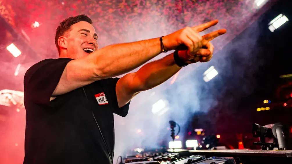 DJmag's tweet card. “I’ve never played a full set in my life with only Hardwell songs, so I’m kind of nervous how the people are gonna react, but I think it's gonna be something really special.”