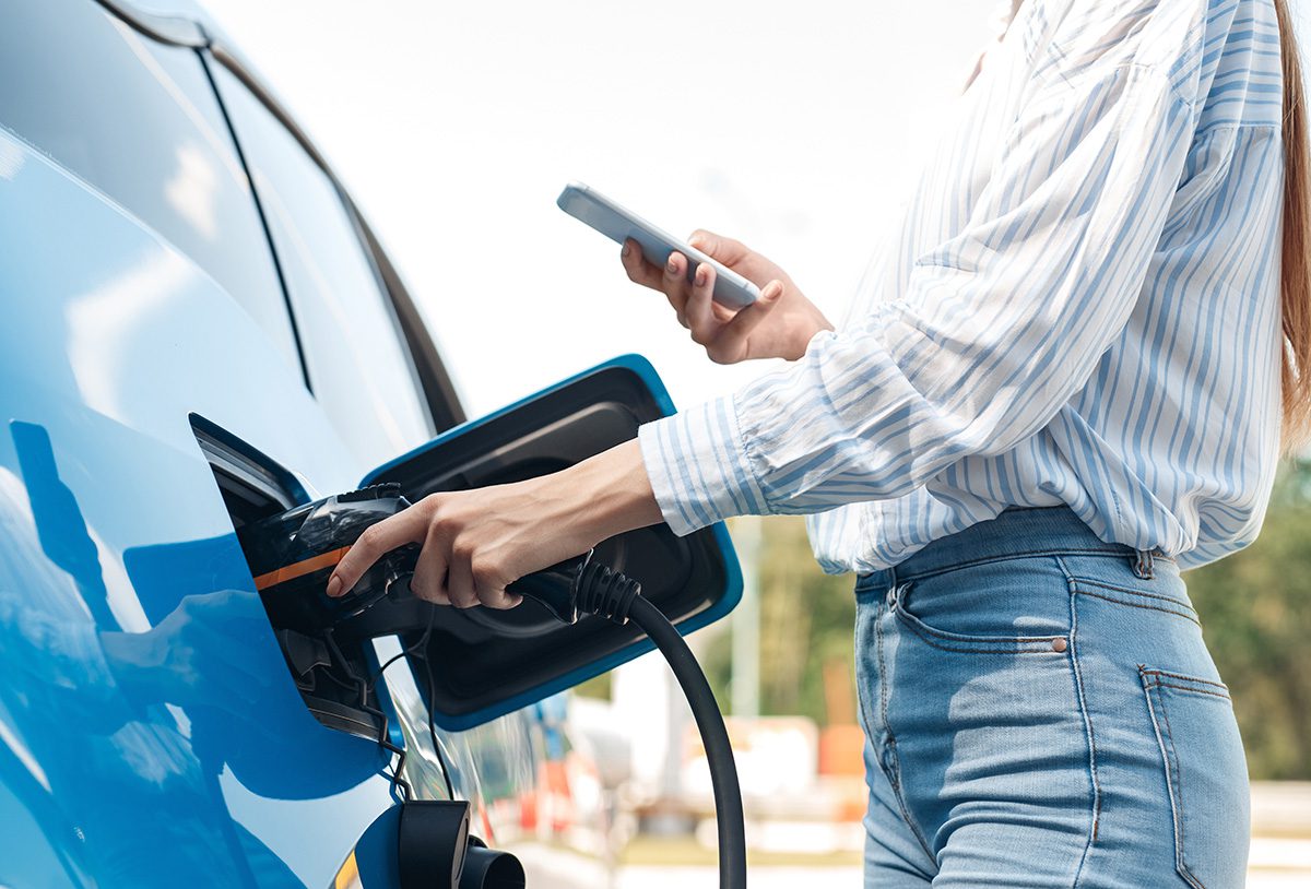 ADSTEC_Energy's tweet card. EV apps—love ‘em or hate ‘em, they’re here to stay. A new study from auto market analyst J.D. Power indicates that an increasing number of EV drivers love ‘em—or at least, use ‘em regularly. (We’re...