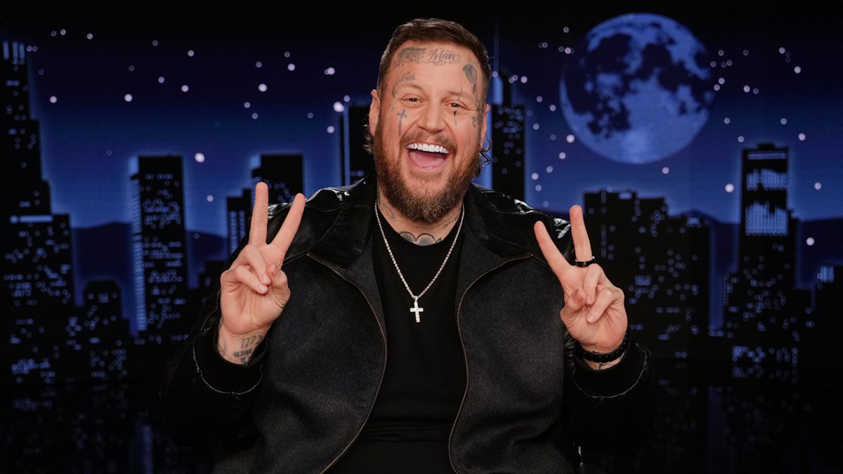 iHeartCountry's tweet card. Jelly Roll admitted he "didn’t recognize how much alike we looked" when he shared the stage with surprise guest Kevin James.