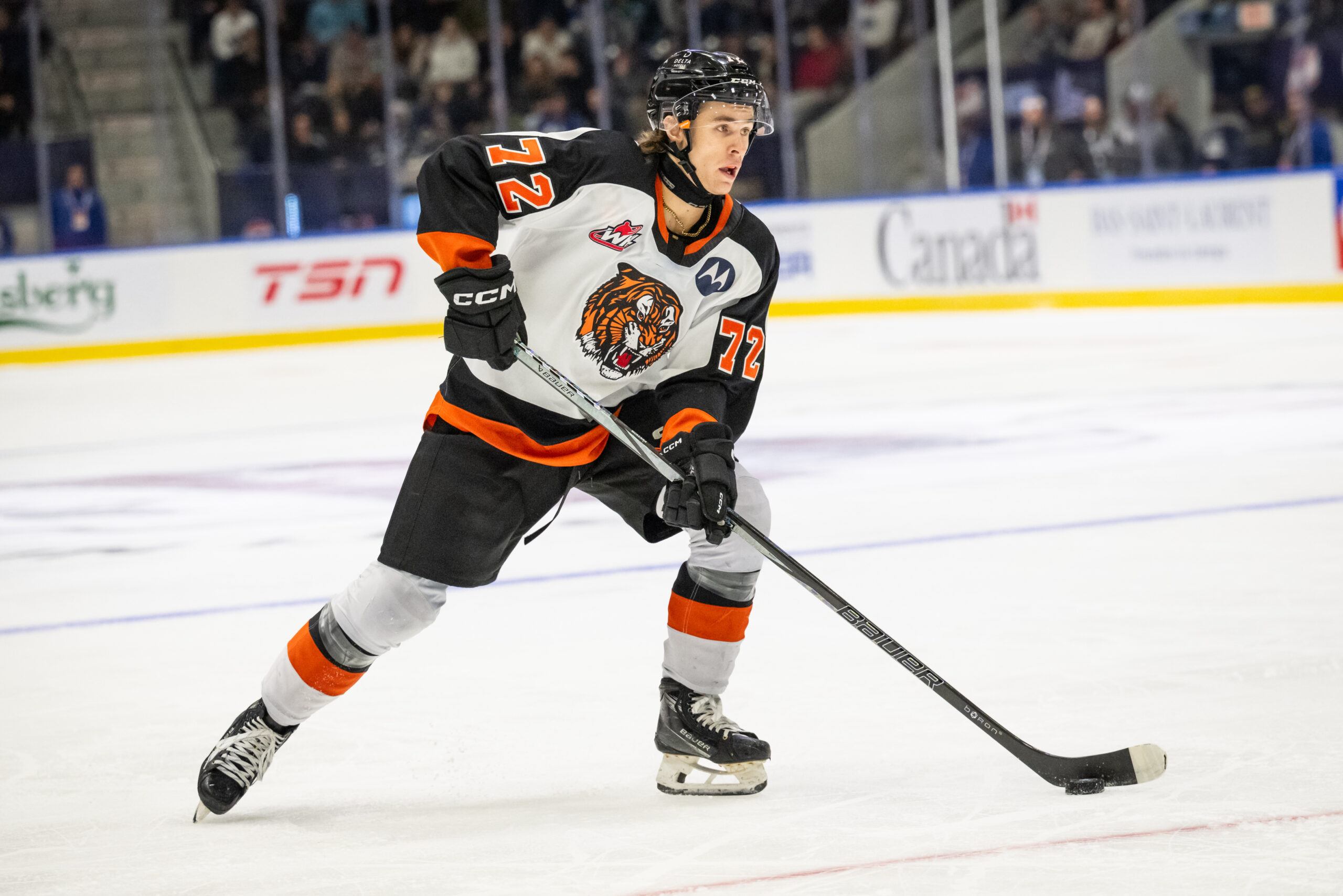 ReimerThw's tweet card. Gavin McKenna has made himself the poster child for CHLers in the NCAA this season, and his success will be tied to the CHL/NCAA deal.