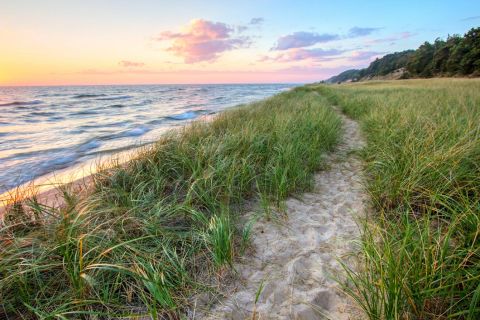 kimberkoz's tweet card. What does Pure Michigan smell like to you? The state’s tourism brand thinks FRESH, a new summer scent launching with a custom perfumery that promises to evoke ‘beachy vacation days in the Great Lakes...