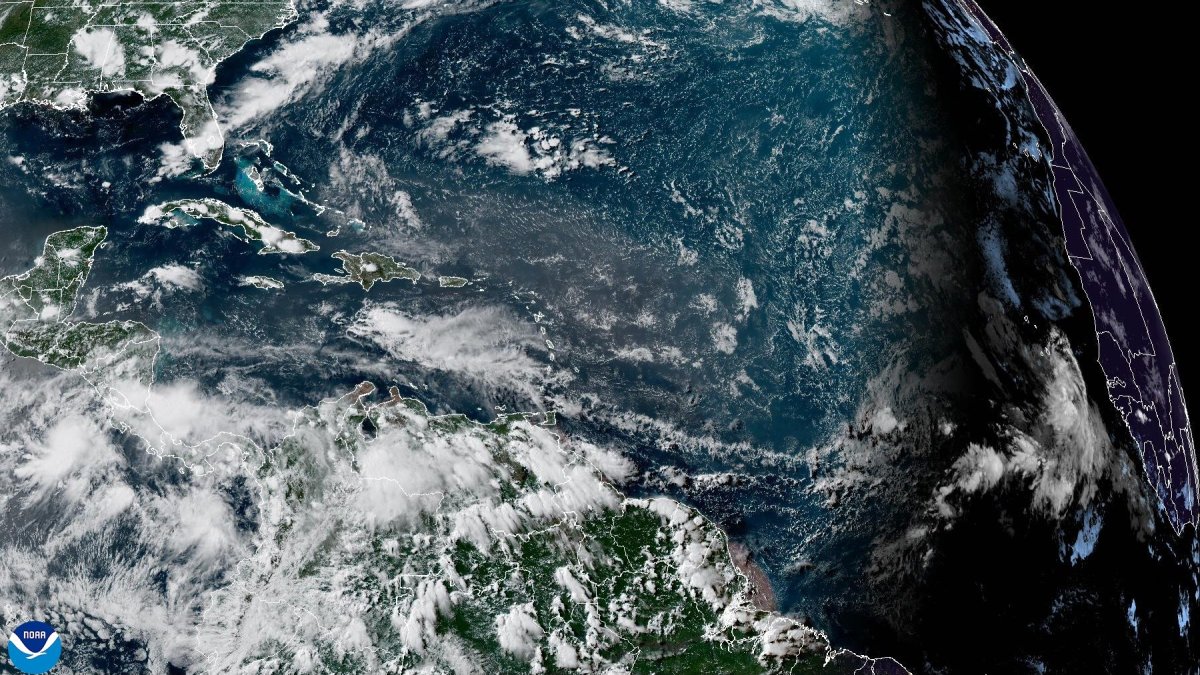 JohnMoralesTV's tweet card. I can’t think of a better year than 2025 to have the outlook for the rest of the Atlantic hurricane season be revised from hyperactive to “slightly above normal.”