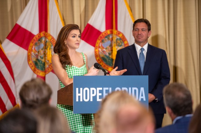 jeffschweers's tweet card. When the Orlando Sentinel started investigating the payments, the DeSantis administration sent a threatening, unsigned  “cease and desist” letter, demanding the Sentinel stop contacting the recipie…