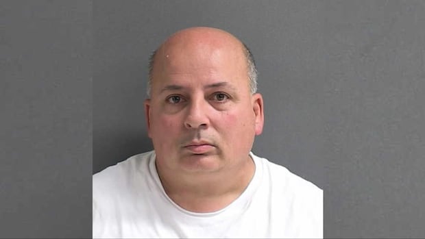 essenviews's tweet card. The Canadian who died while in custody of U.S. Immigration and Customs Enforcement had several health concerns in the weeks leading up to his death, according to a report published on Wednesday.