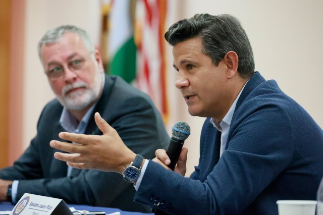 SkylerSwisher's tweet card. Sen. Jason Pizzo, the Senate Democratic leader, announced that he is switching his party registration to no-party affiliation.