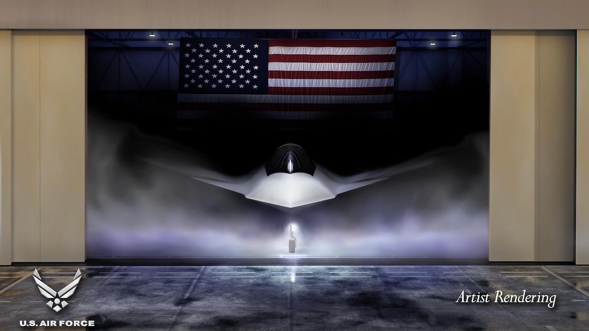 StephenLosey's tweet card. The Air Force said Boeing's F-47 will fly by the end of President Trump's administration.