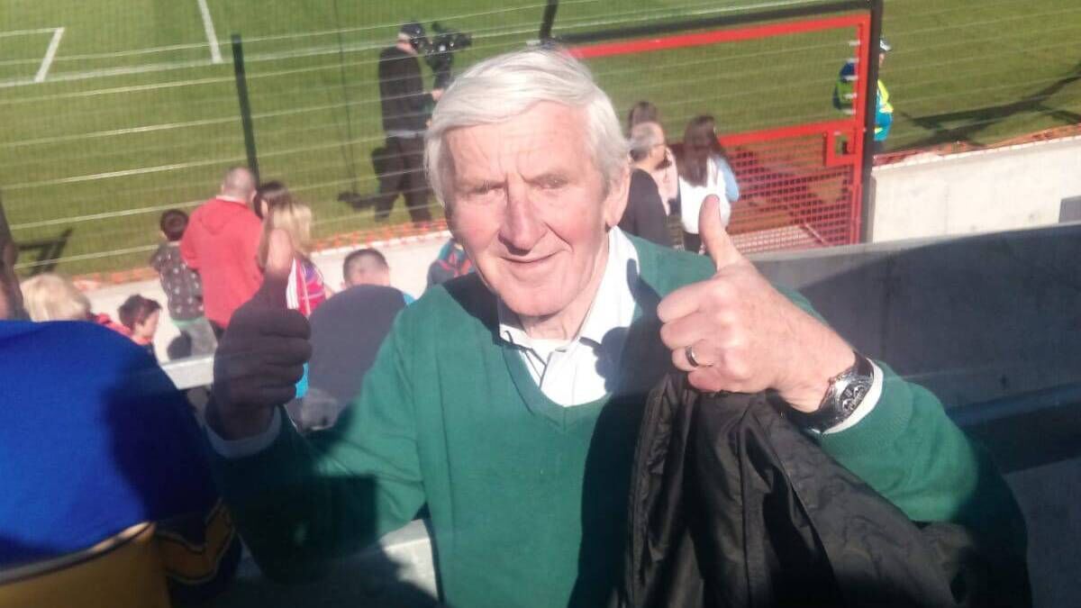 JohnFogartyIrl's tweet card. My dad's final day was spent doing two things he loved: visiting family and betting on horses. At 5.30 that evening, he strolled down to our local bookies in Limerick to place his last ever bet: a €1...