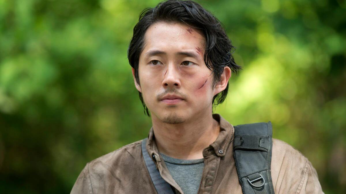 ComicsBulletin_'s tweet card. The Walking Dead boss Scott Gimple thinks about potentially bringing Steven Yeun's Glenn back to the franchise "all the time'.
