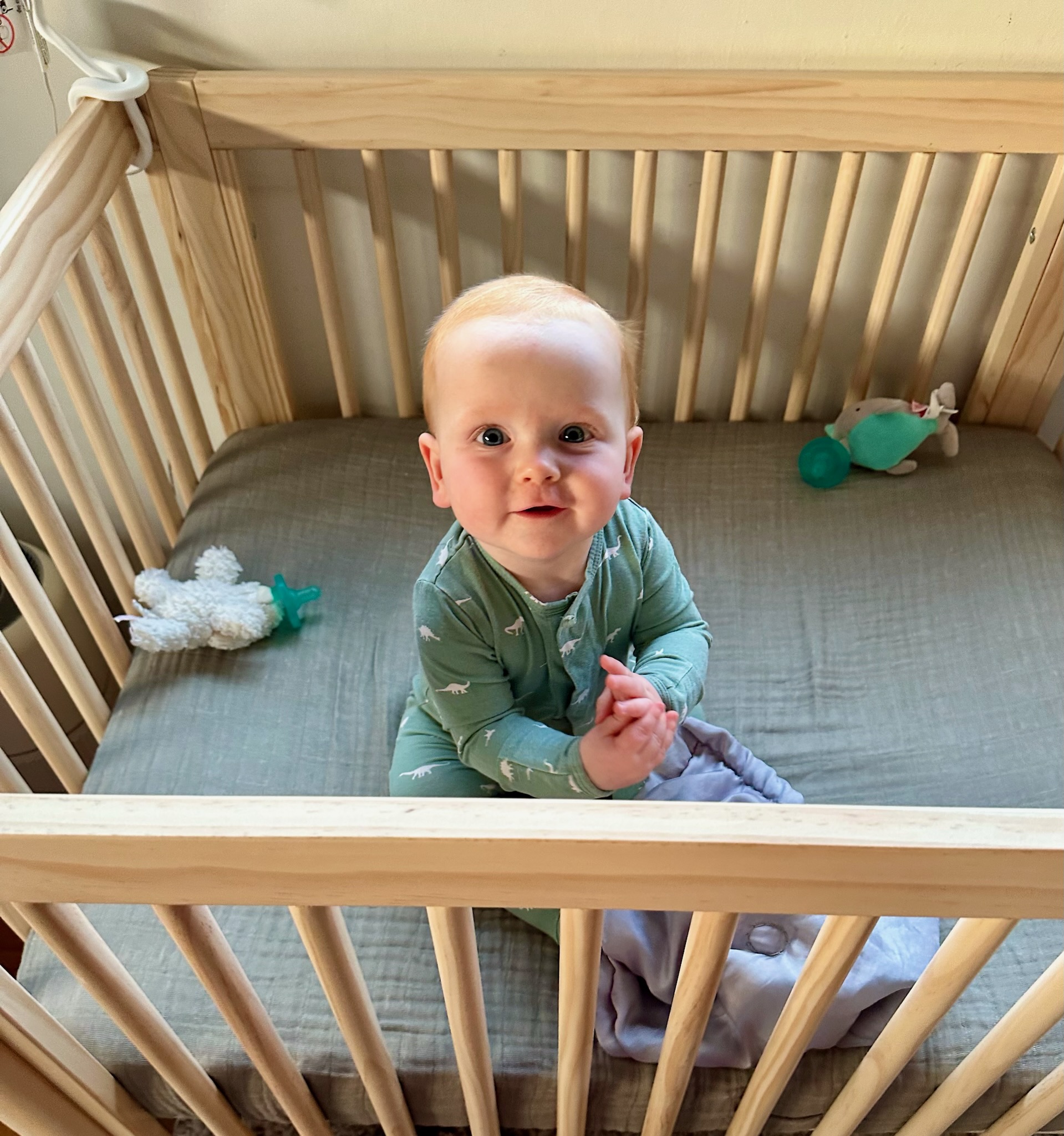erskinetimes's tweet card. For the record, I’m leaving this house only at gunpoint. The sight of the cluttered closets alone should sway my kids that I should stay.