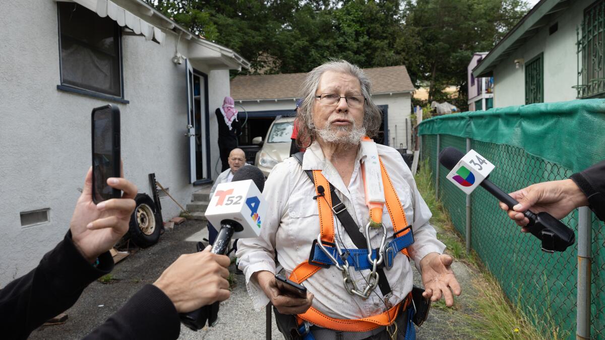 dillonliam's tweet card. Benito Flores, 70, was found dead Friday in the backyard of his state-owned home. Supporters say he fell from a tree house he was using to protest his eviction.
