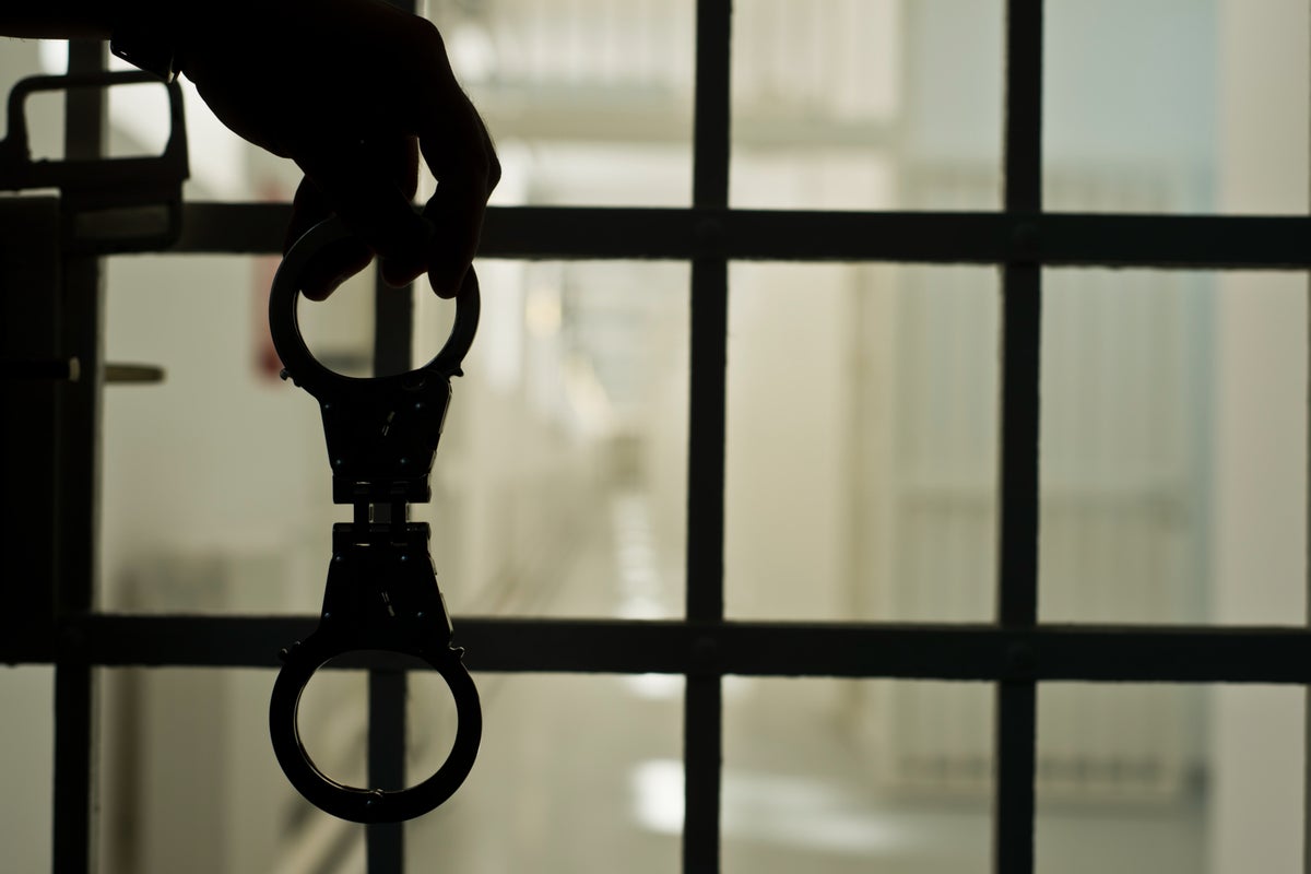 AmyClareMartin's tweet card. Exclusive: The scale of prison neglect uncovered as figures show almost half of prisoners who took their own lives didn’t get the care they are entitled to