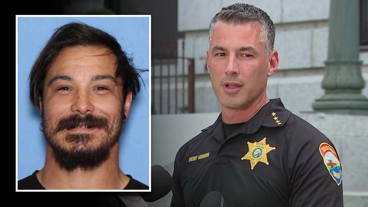 fox13seattle's tweet card. Eight weeks into the manhunt for triple-murder suspect Travis Decker, deputies say search efforts have scaled back as tips and leads slow.