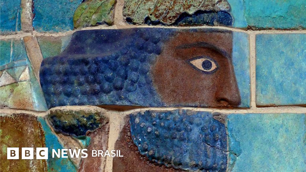 bbcbrasil's tweet card. Seus governantes eram os mais poderosos do planeta, e seus recursos, tão vastos que pareciam ilimitados. Até que surgiu outro líder fabuloso que dominou os conquistadores e ficou com suas conquistas.