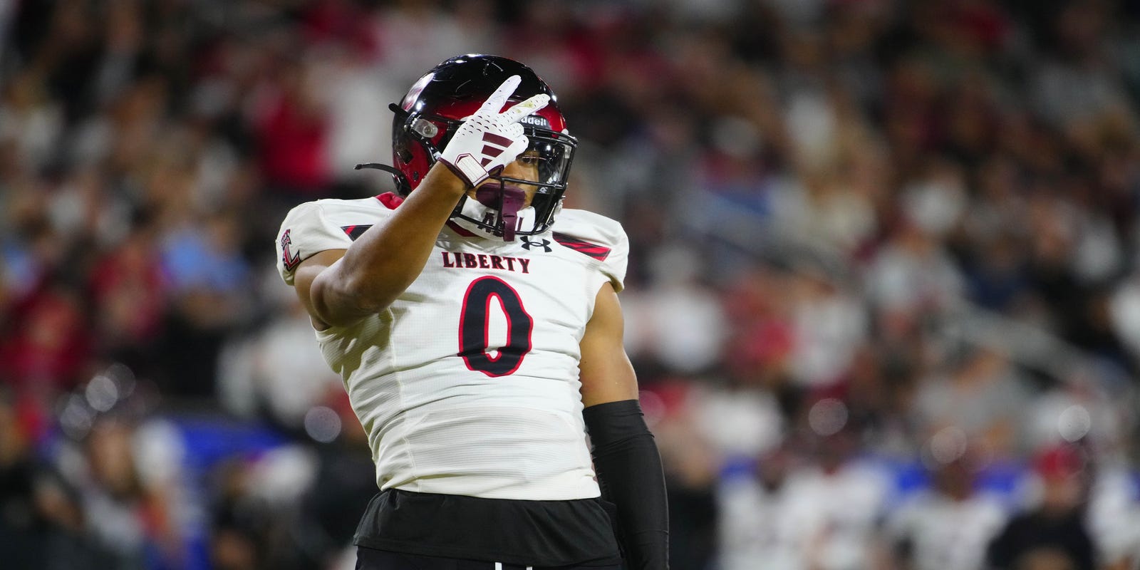 azc_preps's tweet card. Arizona is loaded with top high school defensive backs. Here is The Republic's Top 10 entering 2025 season. Vote in our poll for top overall.