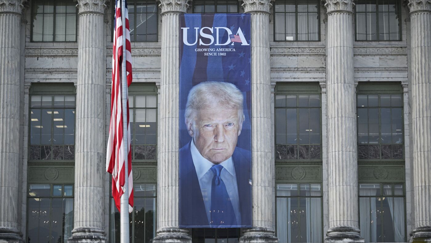 caseythehost's tweet card. The USDA has set a deadline of July 30 for states to hand over the sensitive data of tens of millions of people who applied for federal food assistance, while a lawsuit is trying to stop the collec...