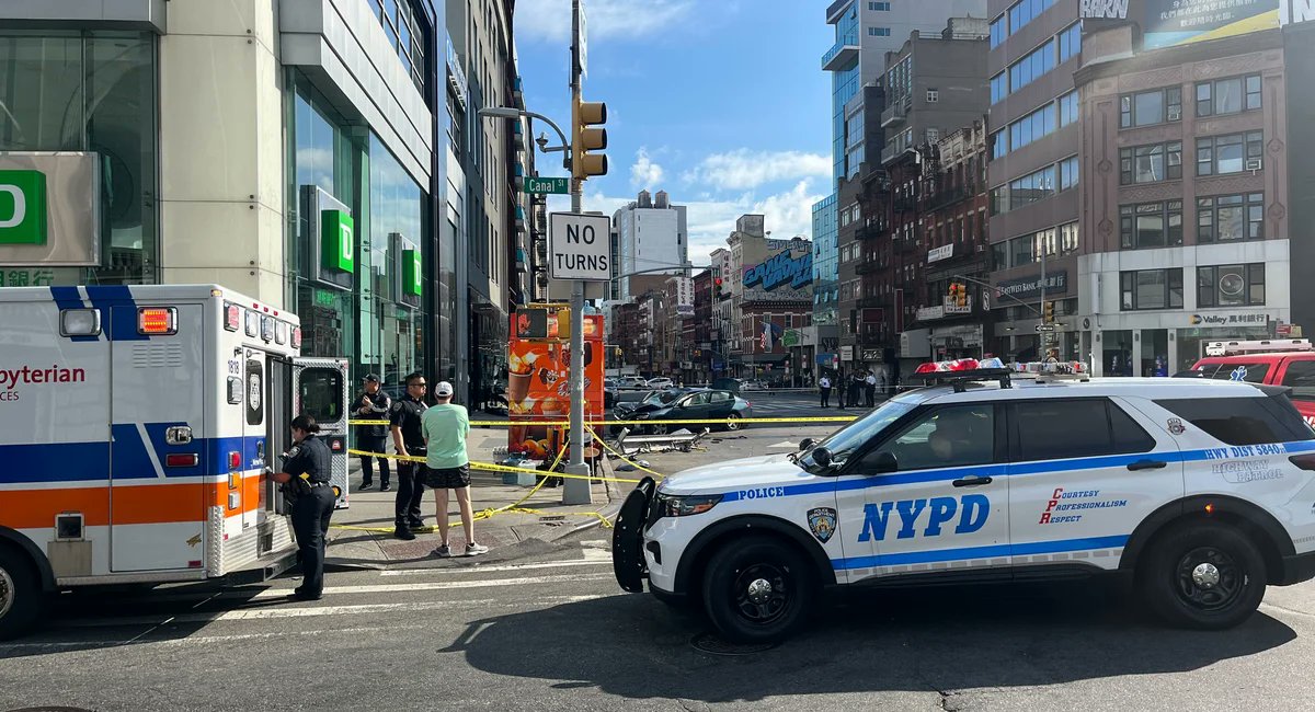 ycinnewyork's tweet card. Police say the Staten Island woman behind the wheel had alcohol in the car and weapons in the trunk.