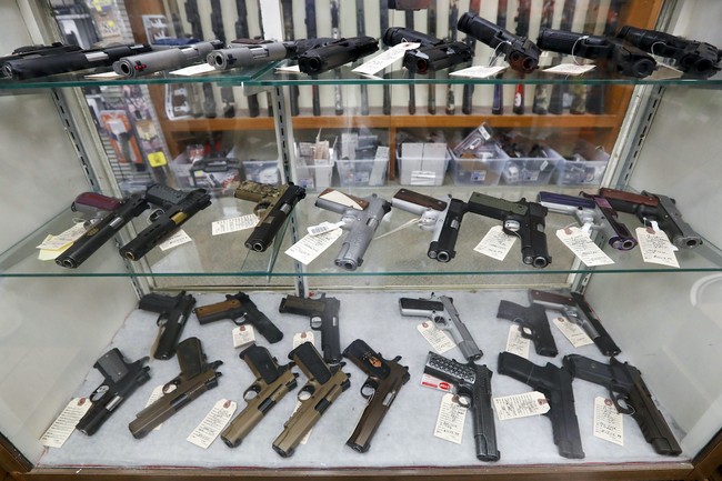 BearingArmsCom's tweet card. A critical analysis of Everytown's claims against Stand Your Ground laws.