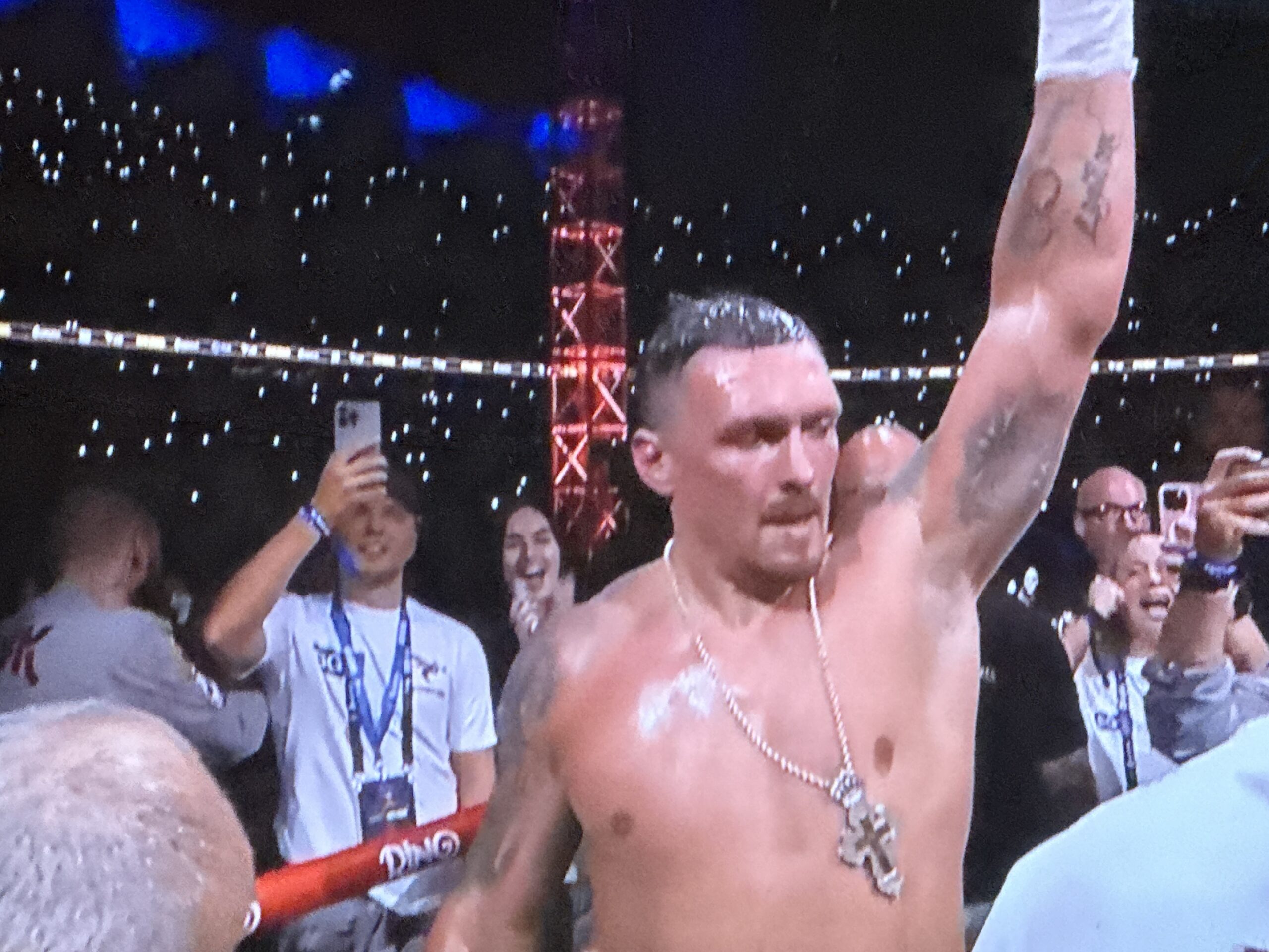 TheLiberal_ie's tweet card. Oleksandr Usyk solidified his status as one of boxing’s all-time greats, defeating Daniel Dubois via fifth-round TKO at Wembley Stadium to reclaim the undisputed heavyweight championship. The...