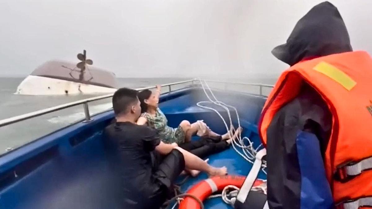 greenmagmedia's tweet card. At least 34 dead after tourist boat capsizes during violent thunderstorm in Vietnam Michael DorganJuly 19, 2025 at 7:43 PM At least 34 people are dead after a sudden thunderstorm caused a tourist...
