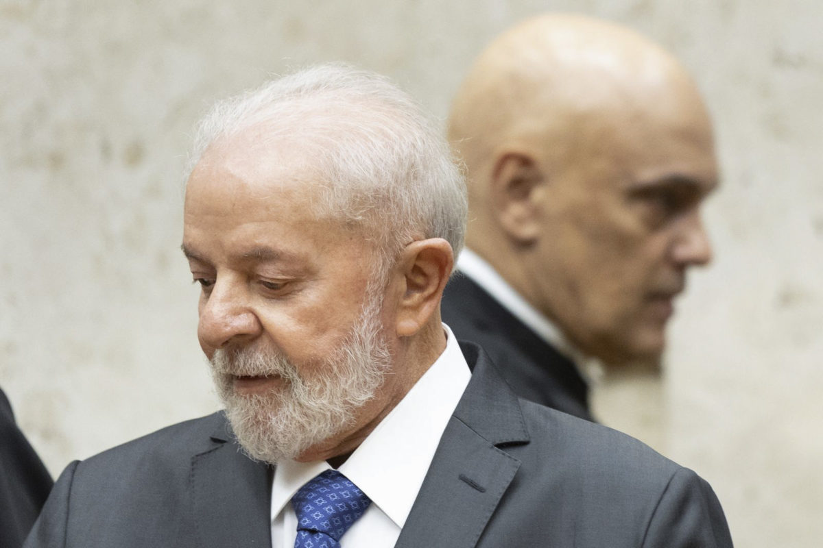 mariosabinof's tweet card. O STF virou instância política e expõe-se a sanções políticas, é isso aí. A questão é a irritação de Trump com Lula e o seu antiamericanismo