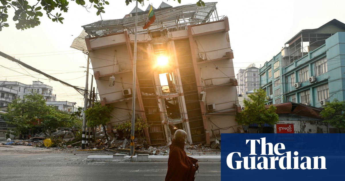 _KateLamb's tweet card. Doctors helping with aftermath of disaster and UN special rapporteur say aid is disappearing or being blocked in some areas
