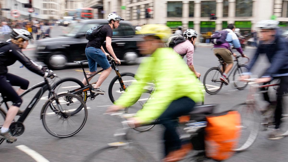 APPGCW's tweet card. Report by committee of MPs highlights illegal use of modified vehicles in the gig economy by couriers wanting to speed up deliveries