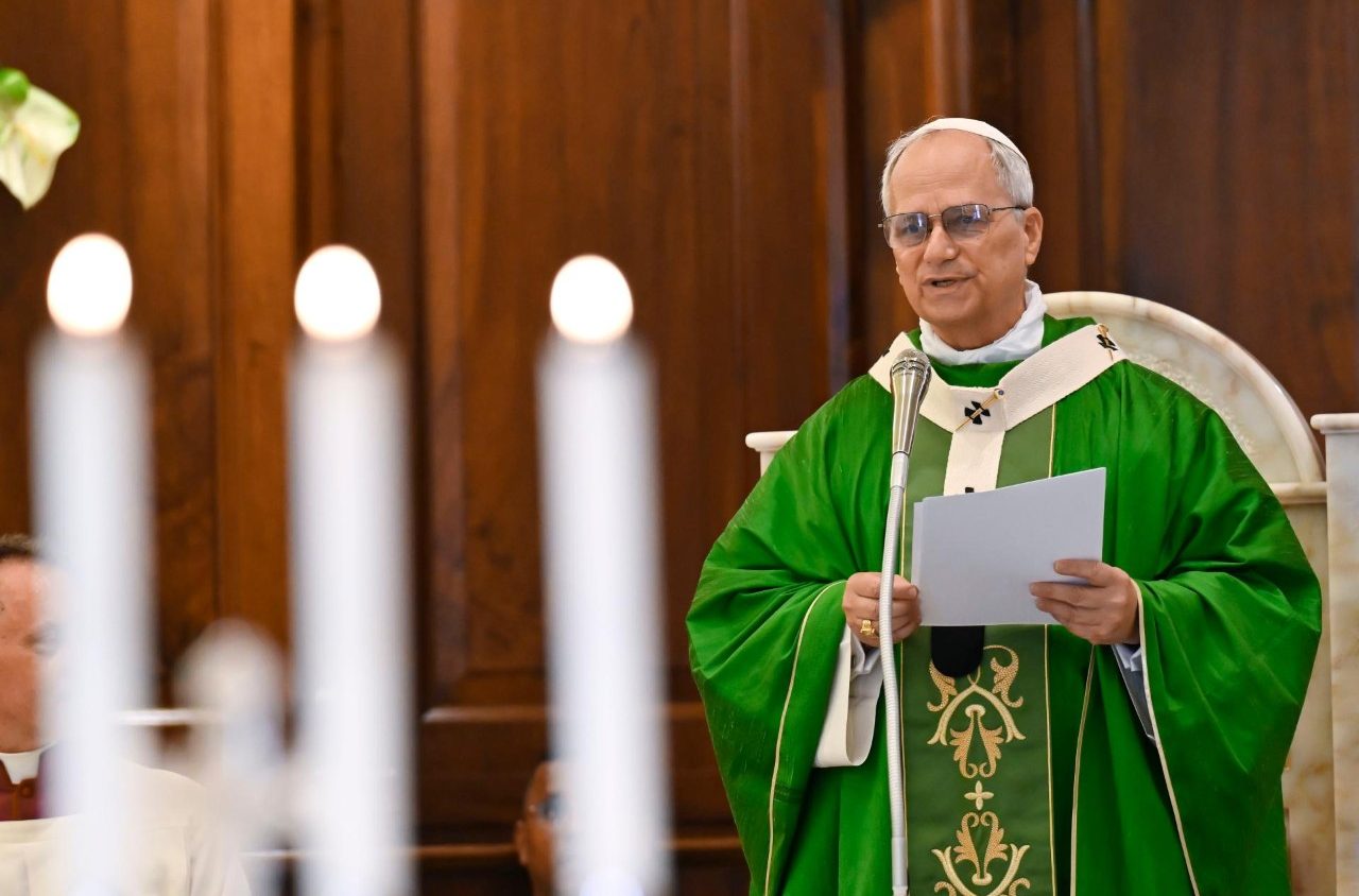 VaticanNews's tweet card. Presiding over Mass at the Cathedral of Albano, Pope Leo reflects on hospitality, service, and listening as essential elements to building a ...