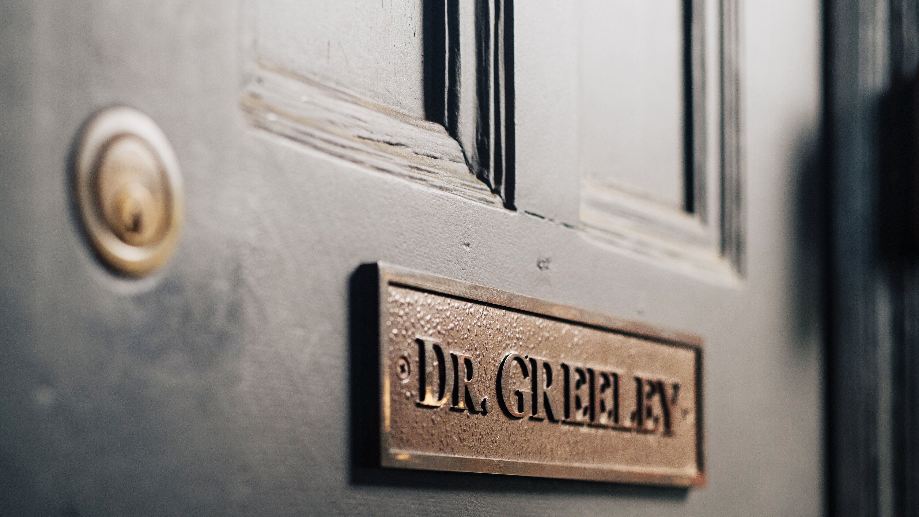 yalepress's tweet card. An antislavery spy who worked for the British in New York in the 1800s lived in a house that is now home to an allergy doctor descended from Horace Greeley.