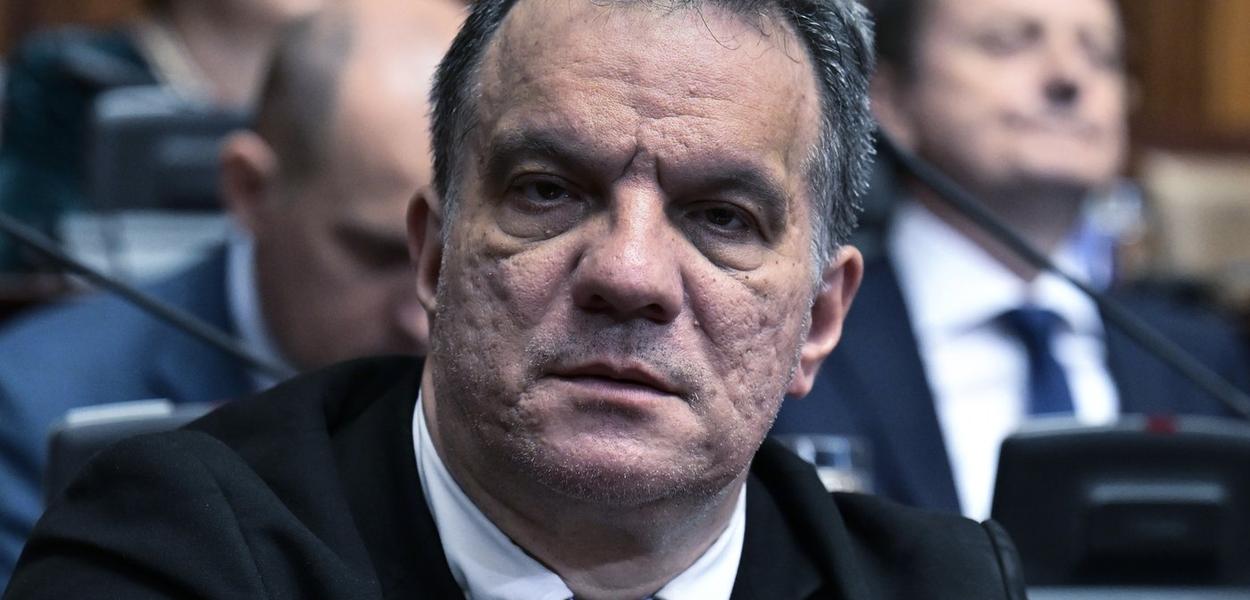 Insajder_net's tweet card. Ministar prosvete Dejan Vuk Stanković izjavio je danas da nastavni proces na fakultetima nije odgovornost Ministarstva prosvete već visokoškolskih ustanova.