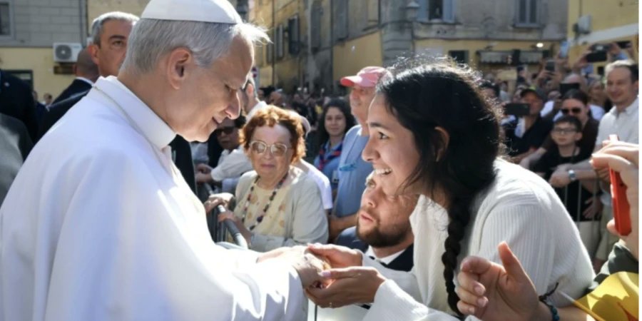 crean_fr's tweet card. Pope Leo XIV, who is spending two weeks on summer holiday at the papal estate in Castel Gandolfo, encouraged people in his Sunday homily to embrace the summer season as a time to deepen their...