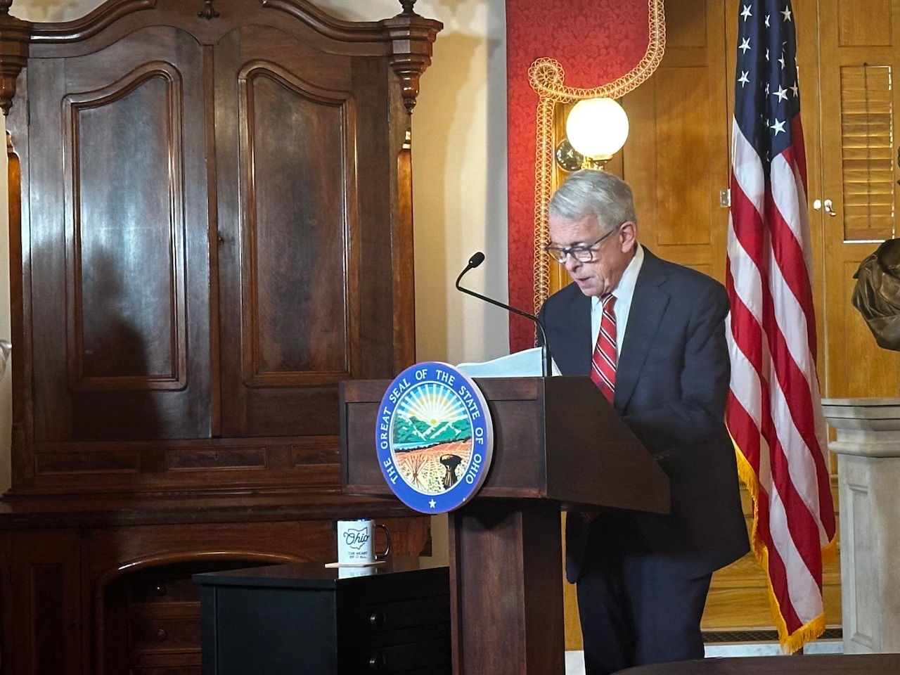 Honesty4OhioEd's tweet card. Tomorrow’s General Assembly debate on veto overrides will flood the Statehouse with dreck from anti-public-school legislators, who are gambling dangerously with Ohio’s future. There’s a chance that...