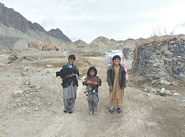 ImranaImdad's tweet card. In the mineral-rich deserts of Balochistan’s Chagai, multibillion-dollar mining projects promise prosperity. But for villages such