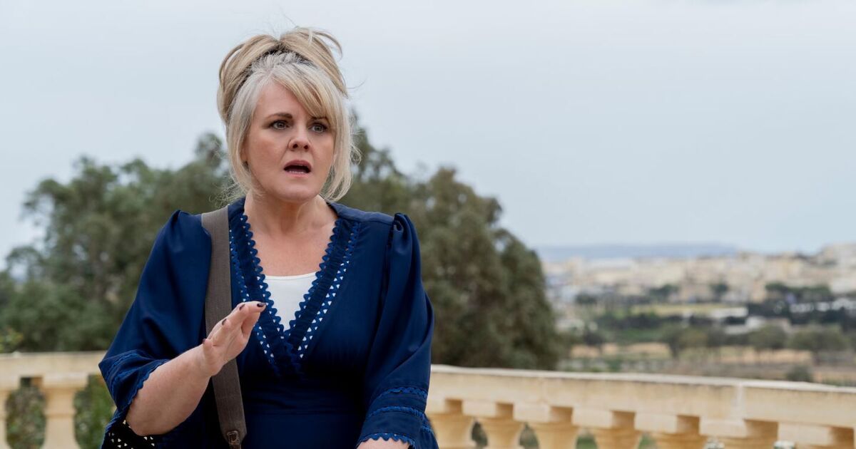 PhilPdale's tweet card. An underrated British series starring Sally Lindsay has been added to Netflix. It received varying reviews with some people calling it "wonderful".