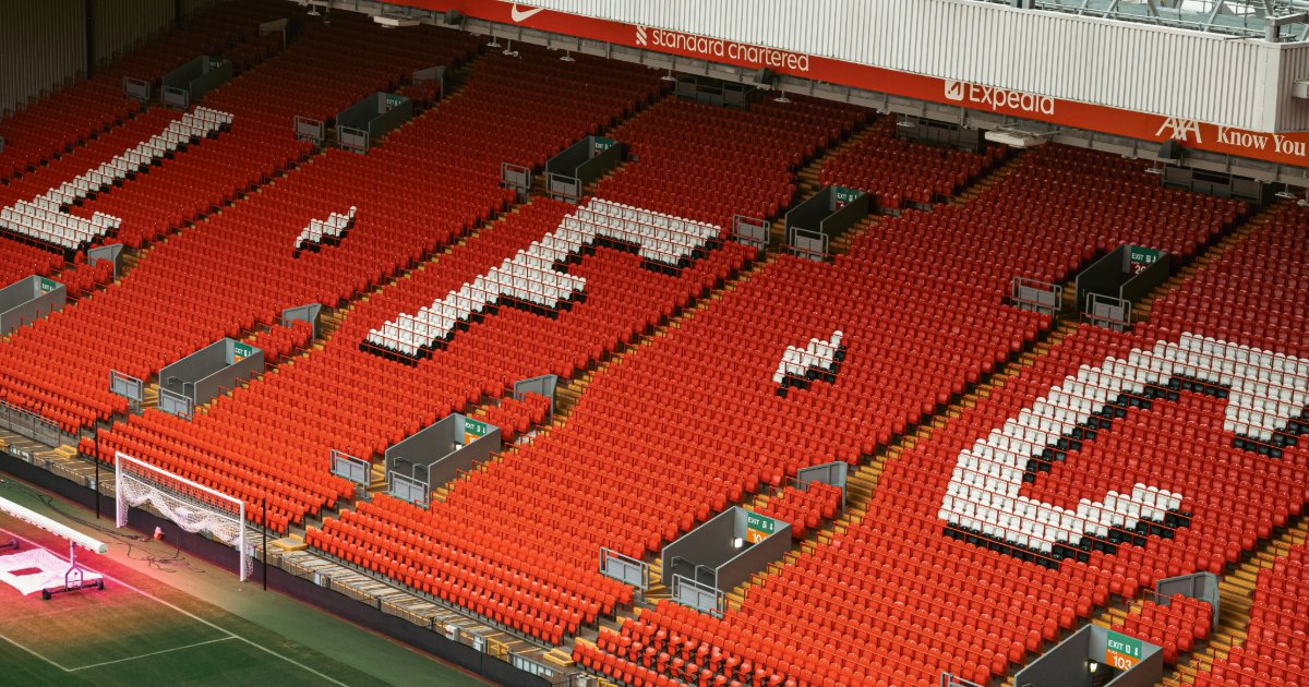 FullFact's tweet card. Blurred and distorted faces of fans in the crowd and the misspelling of ‘Liverpool’ are clues the image has been created using AI.