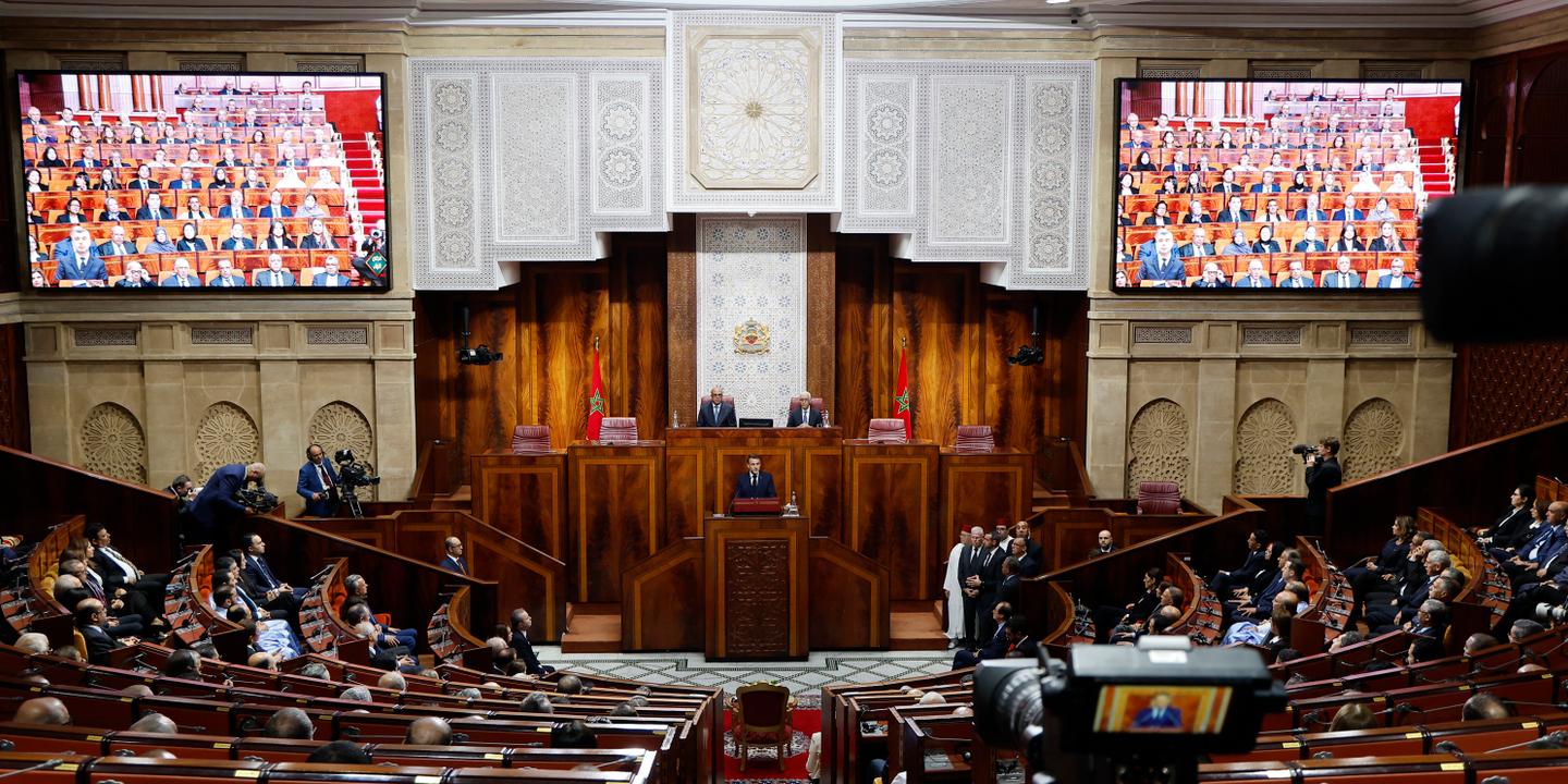 alexaubl's tweet card. Adoptée en première lecture au Parlement, la réforme va à l’encontre de la Constitution marocaine et des conventions internationales, selon ses opposants. Les associations sont vent debout alors que...