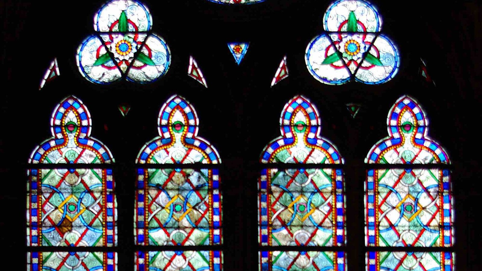 Coggiola2's tweet card. Conservons à Notre-Dame de Paris les vitraux de Viollet-le-Duc