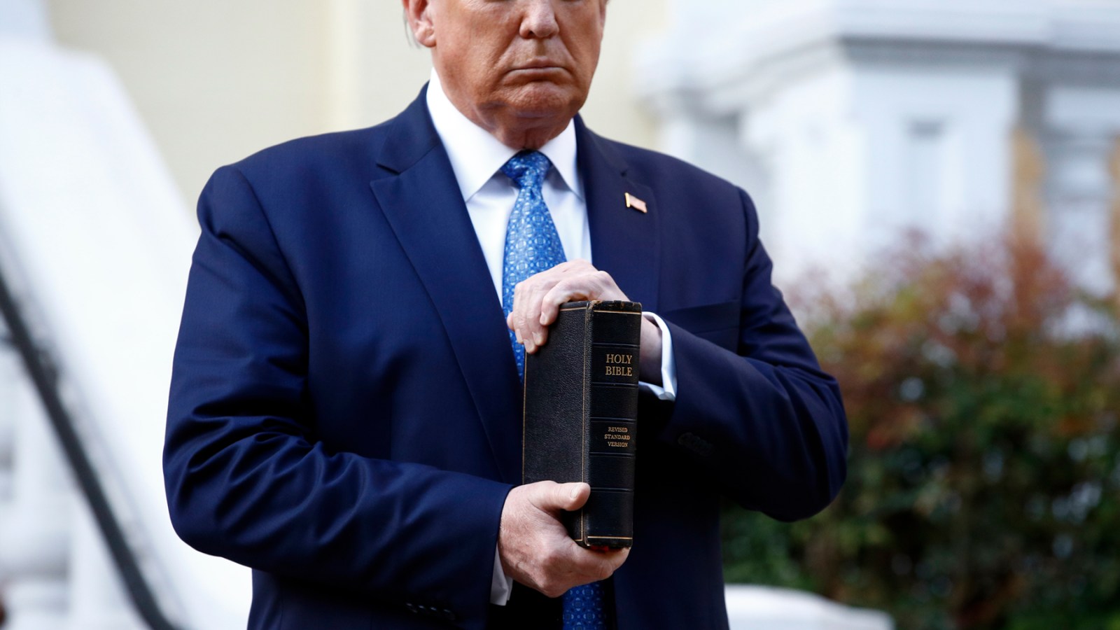SeanWoods12's tweet card. Washington state’s new law forcing clergy to report child abuse becomes a constitutional test, facing challenges from churches and the Trump admin.