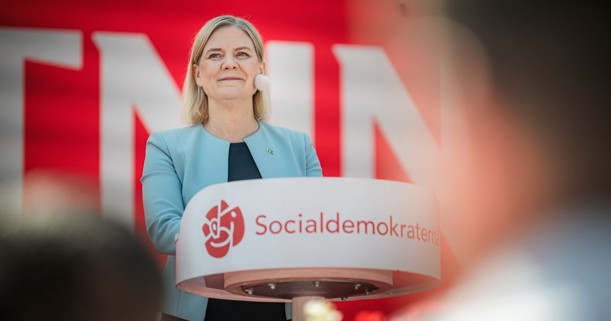 SvDDebatt's tweet card. DEBATT. Om Socialdemokraterna vinner valet och får igenom sin politik väntar en kostnads­chock för skatte­betalarna som kommer leda till högre arbetslöshet och färre arbetade timmar. Det skriver...