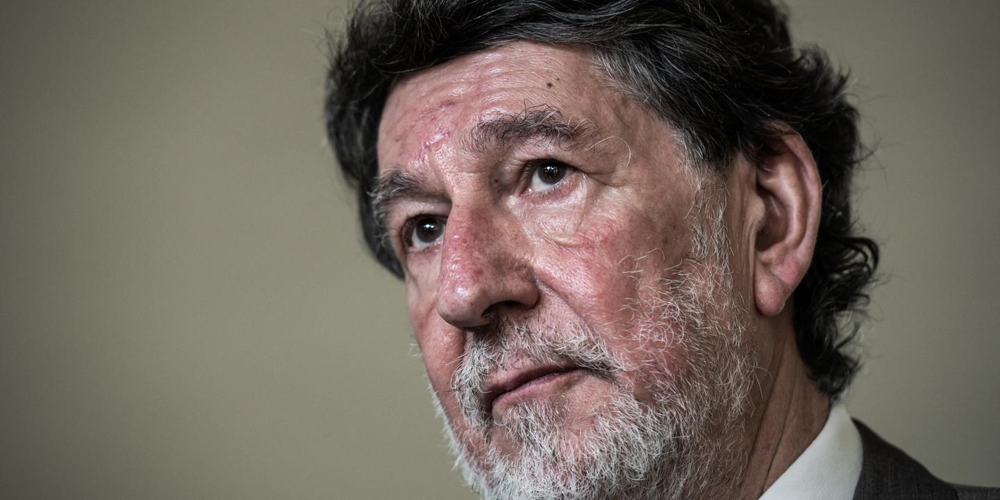 NicolasMayerNMR's tweet card. Figure politique socialiste de la Gironde, le sénateur occupa de multiples mandats locaux. Contraint par la maladie d’abandonner ses fonctions, il s’est éteint samedi 19 juillet, à l’âge de 74 ans.