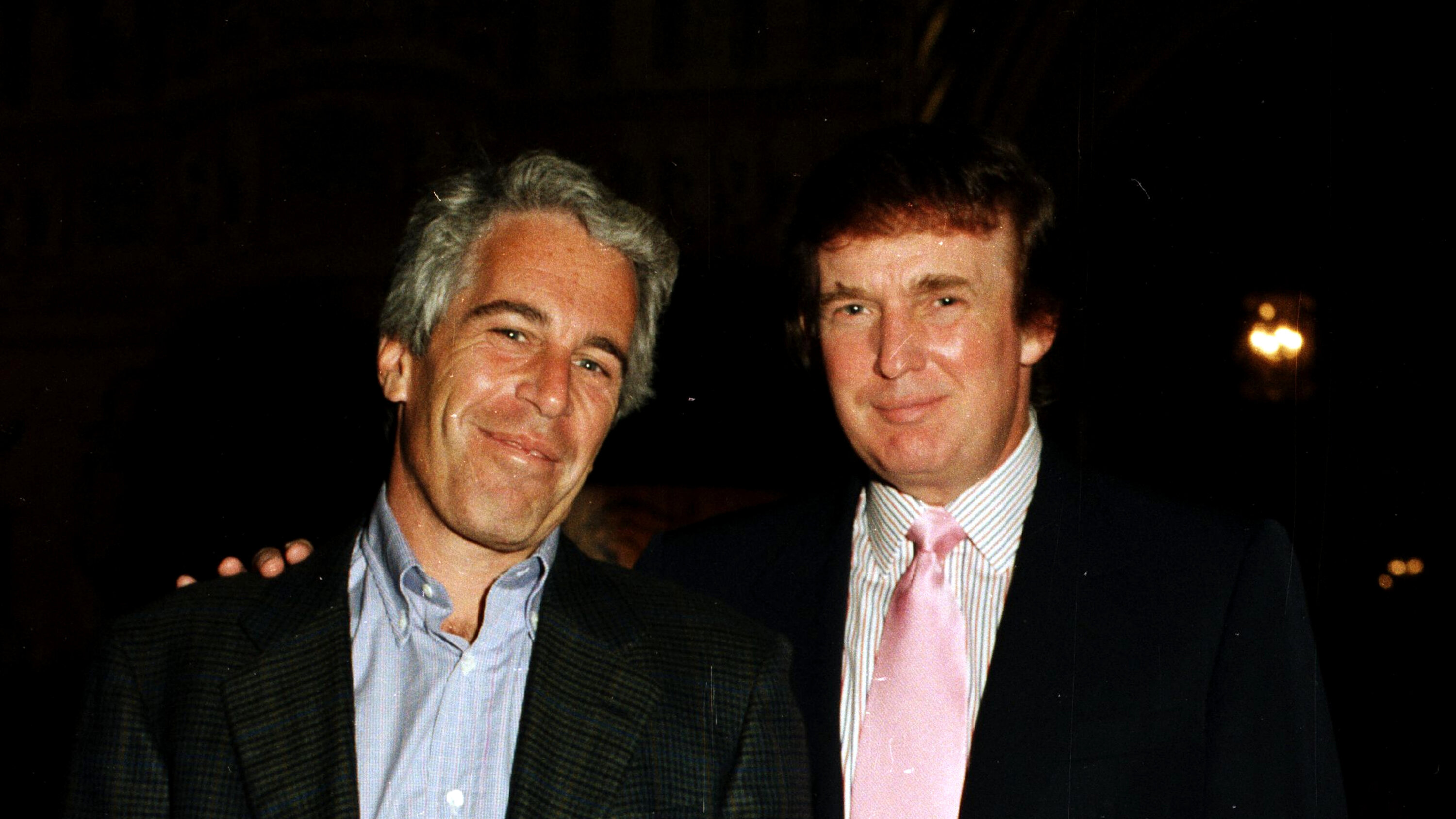 JonLemire's tweet card. A former Jeffrey Epstein employee said that she told the F.B.I. in 1996 and 2006 about what she considered a troubling encounter with Donald J. Trump.