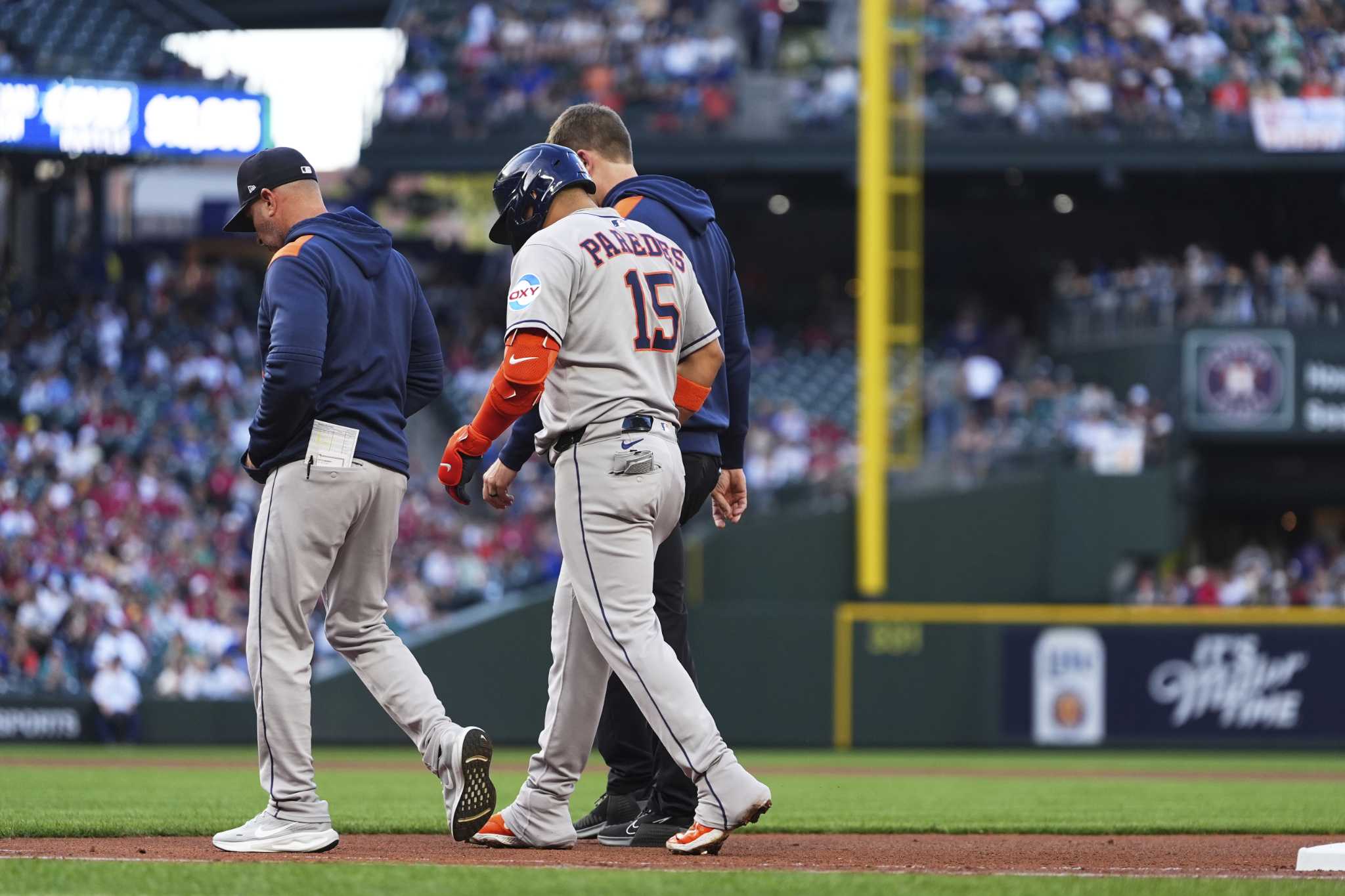 ChronAstros's tweet card. Isaac Paredes is on the 10-day injured list after leaving Saturday's game against Seattle with a hamstring issue.