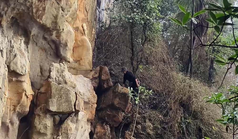 Sylladofficial's tweet card. Sambor Surong, who claims to be the founder and instructor of the West Jaintia Hills, has issued a clarification in response to recent allegations questioning the authenticity of his certificates and...