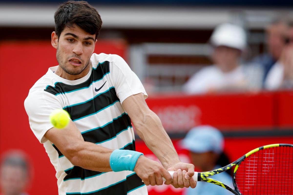 dimedemi's tweet card. El murciano tiene cerradas apariciones con Nike, Babolat y Louis Vuitton