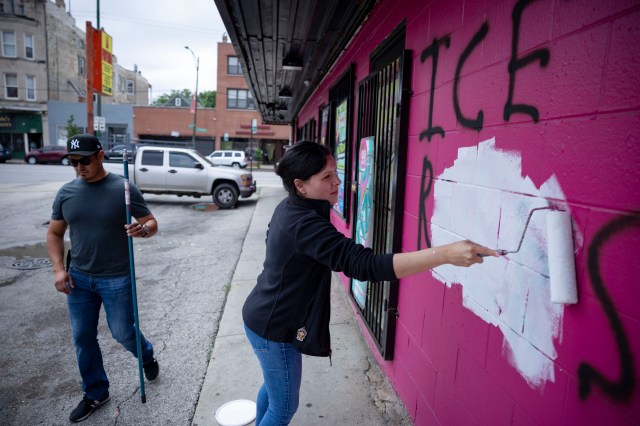 ADLMidwest's tweet card. Three buildings in the 2700 block of West Cermak Road and one in the 2500 block were vandalized around midnight Saturday, CPD says.