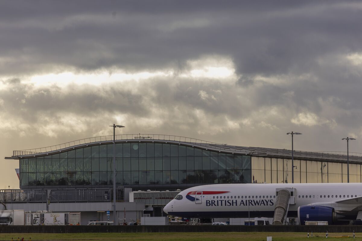 PronouncedAlva's tweet card. Keir Starmer’s government is preparing to approve controversial expansions to three London airports as part of a push to spur growth that’s become more urgent this month after international markets...