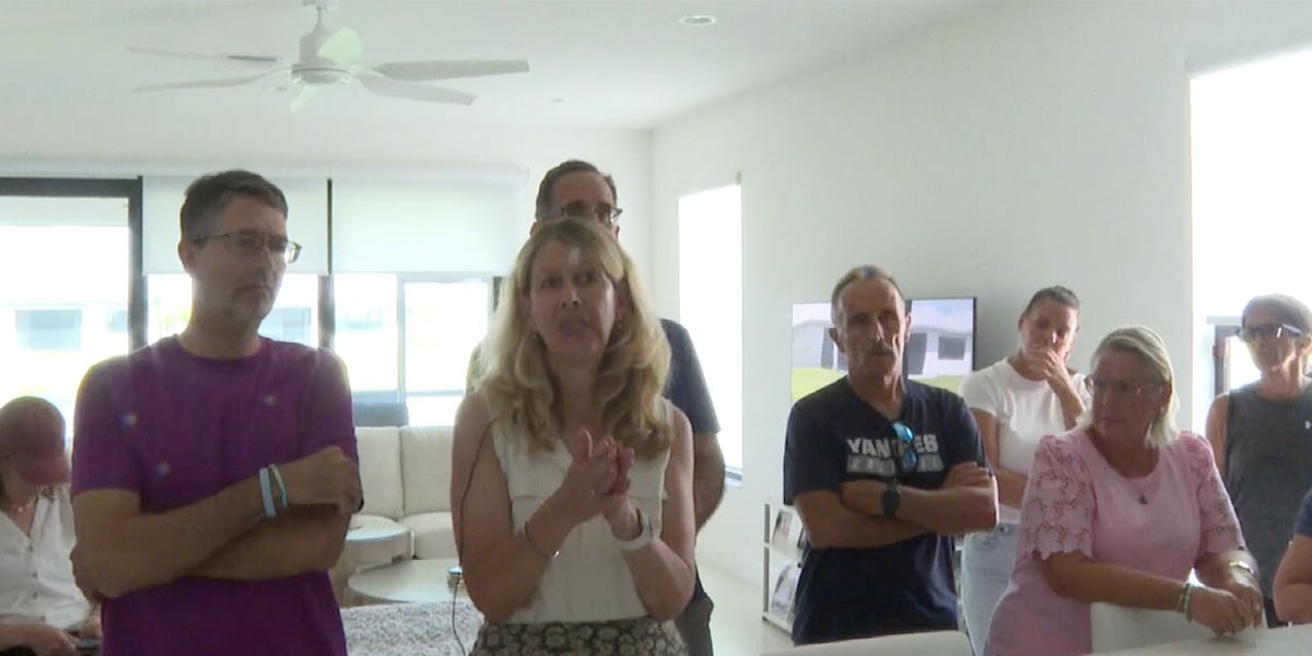 BrianMastFL's tweet card. Fifteen neighbors gathered inside a home in Tradition's newly built Valencia Parc at Riverland neighborhood to voice their frustrations to WPTV about months of missing mail.